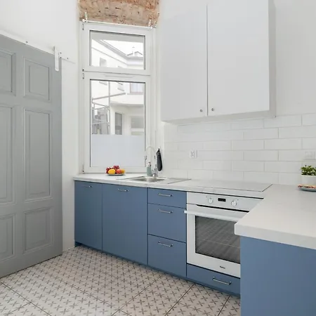 Bright Loft By Bookinghost Apartment